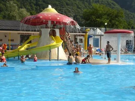 Chalet *